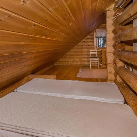 Lohi- Lie14 By Interhome